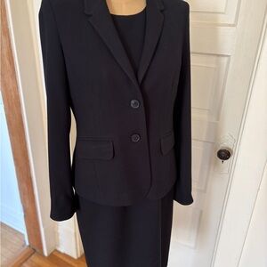 Hobb’s London Elegant Navy Women's Blazer Dress Set